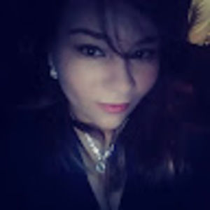 Meet your Posher, Adriana